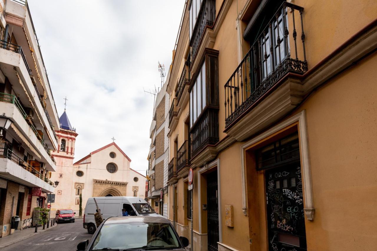 Holi-Rent Penthouse Penuelas Seville Exterior photo