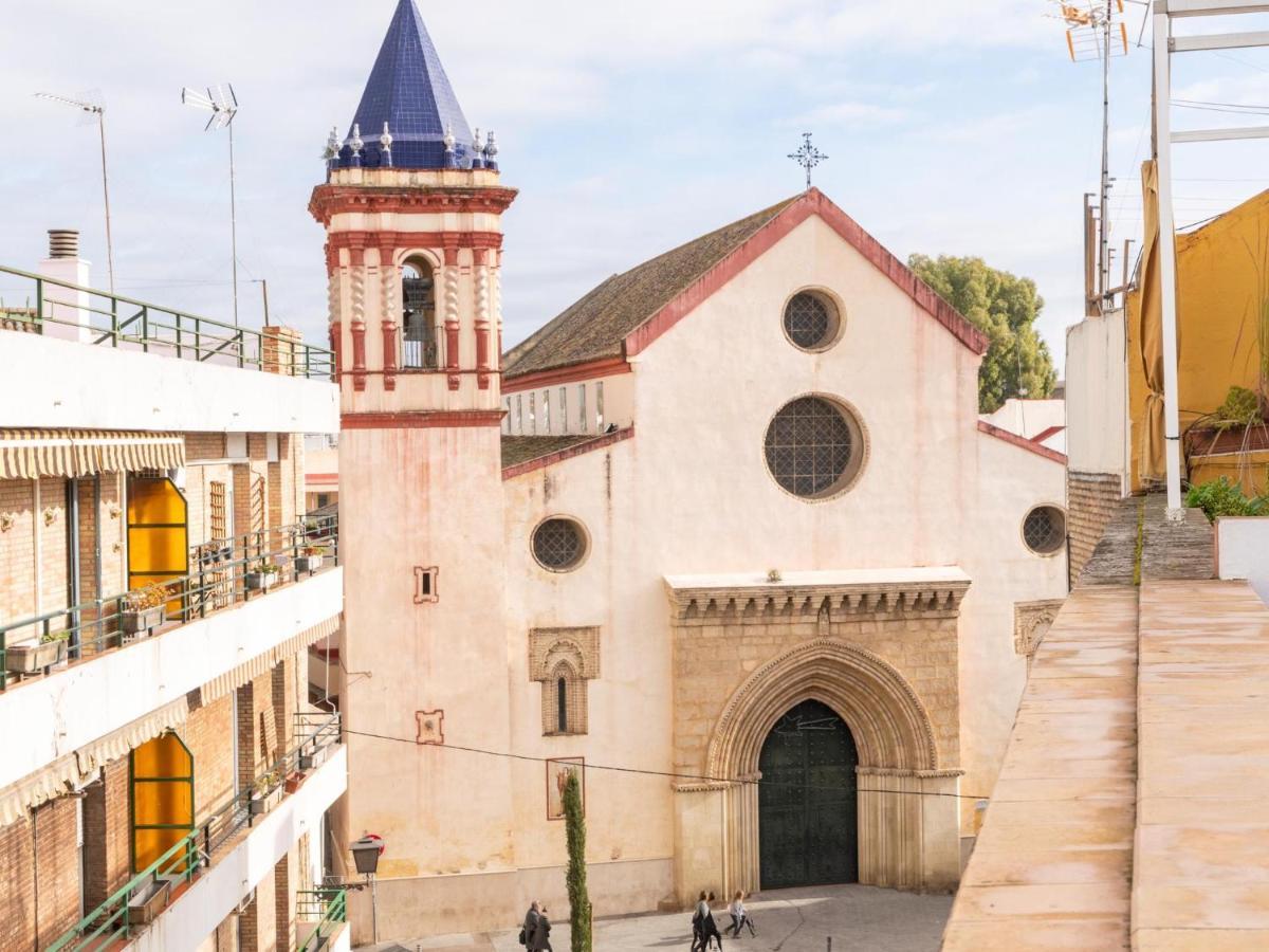 Holi-Rent Penthouse Penuelas Seville Exterior photo